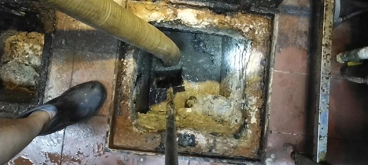 红谷滩污水池清理一般都有毒气，怎么预防中毒呢？